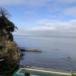 江ノ島岩本桜部屋からの眺め